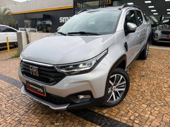 FIAT STRADA 1.3 FIREFLY FLEX VOLCANO CD CVT FIAT STRADA 1.3 FIREFLY FLEX VOLCANO CD CVT